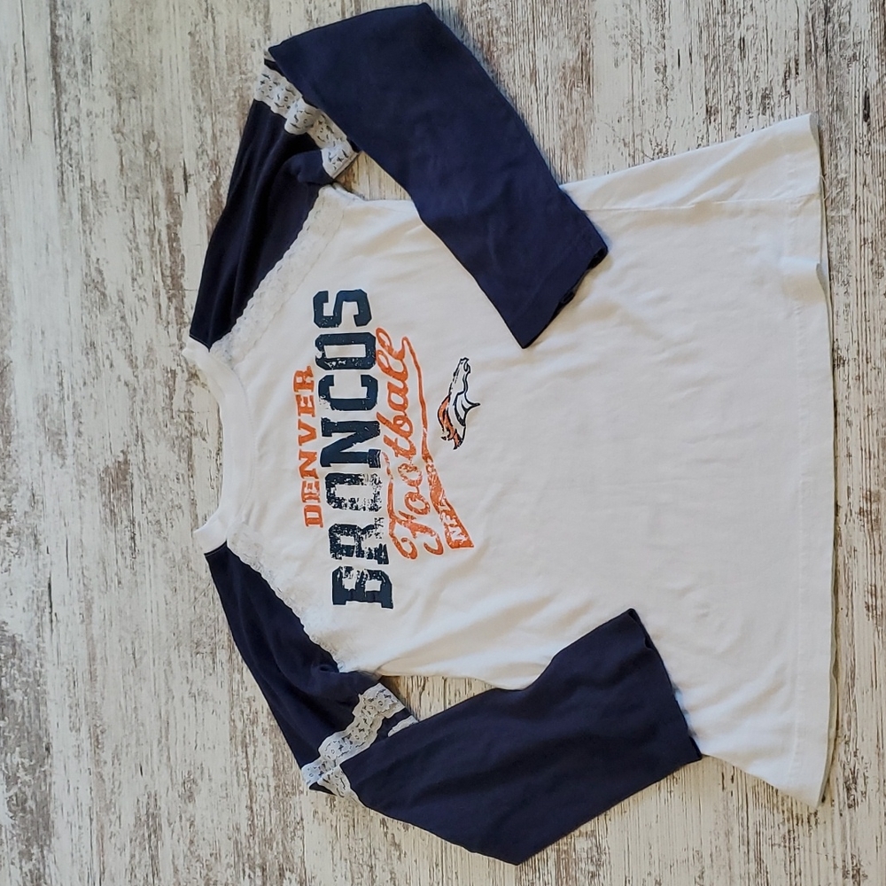 Girls Denver Broncos shirt size XL 14-16
